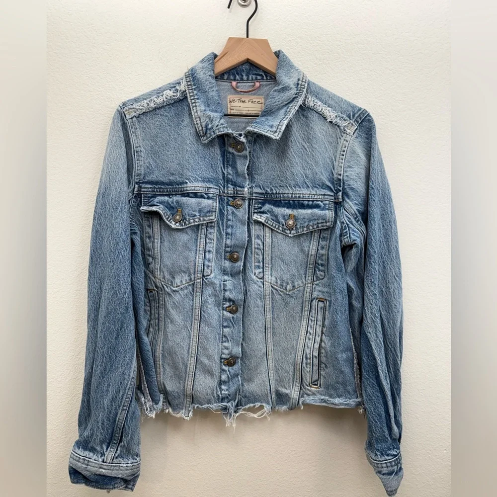 Free People We The Free Indira Distressed Denim Jacket Large - Picture 6 of 13